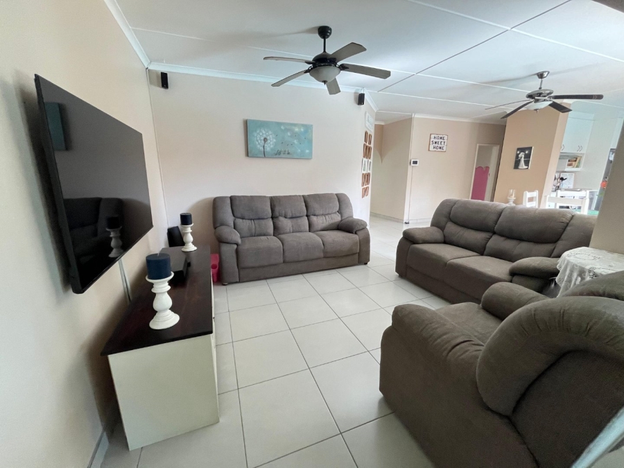 3 Bedroom Property for Sale in Beacon Bay Eastern Cape